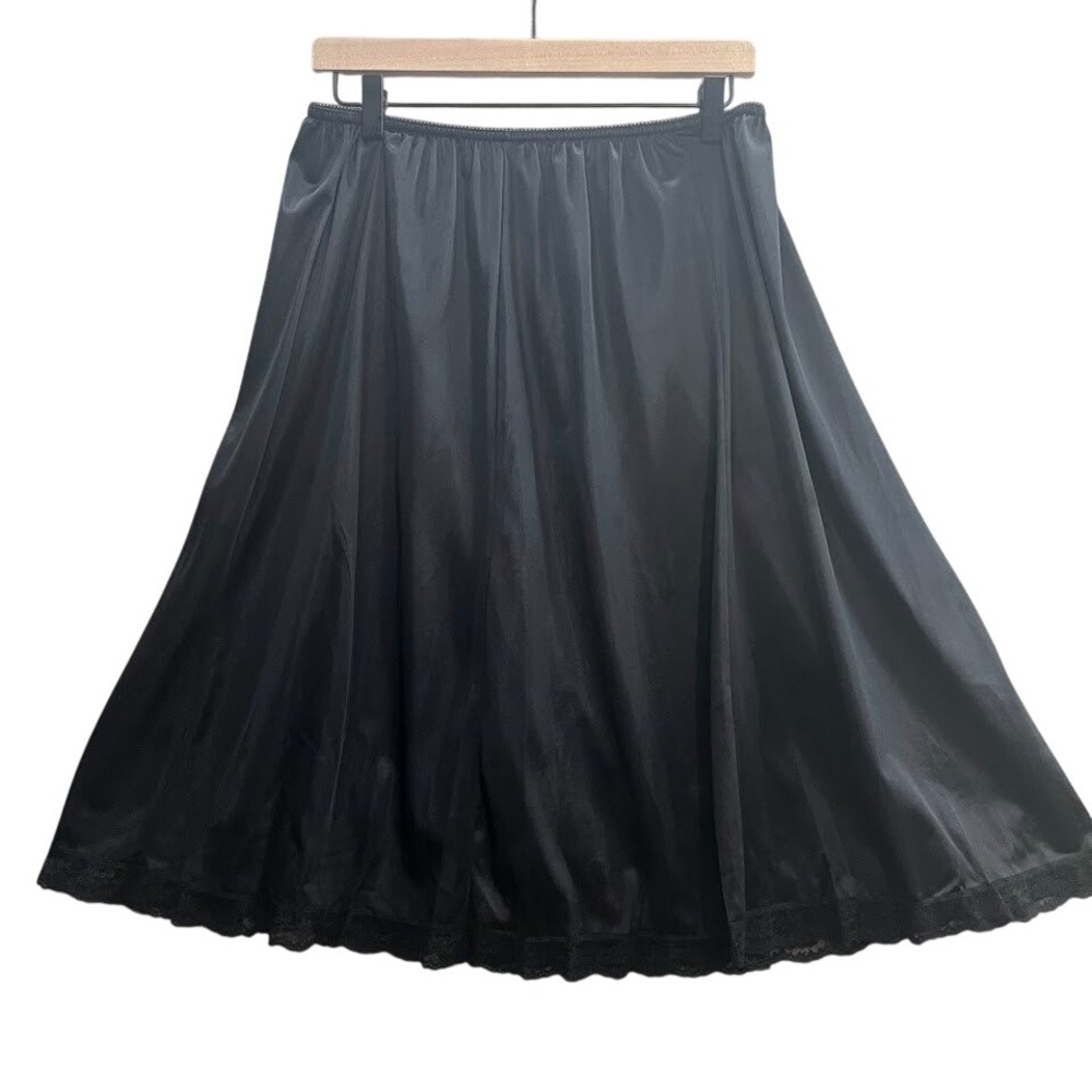 Vintage Velrose Black Half Slip Skirt Lace‎ Trim 12-1326-3 Antron III Nylon USA